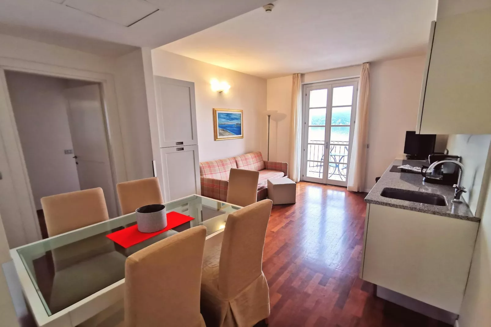 Residence Antico Verbano Meina-Trilo 5-Eetkamer