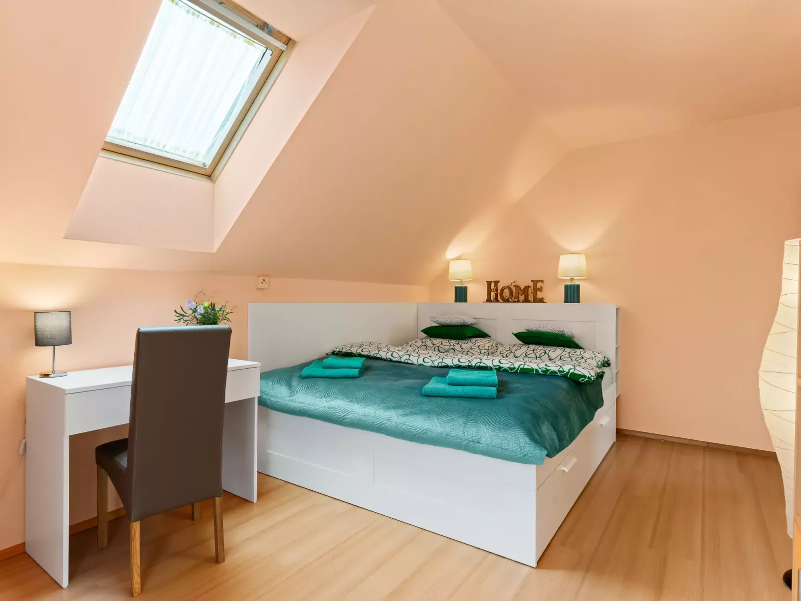Garden & Terrace Villa-Binnen