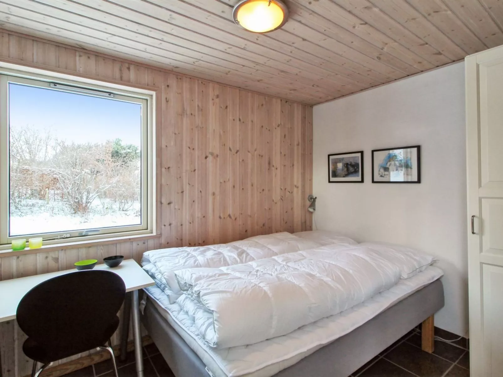"Henrika" - 300m from the sea-Binnen