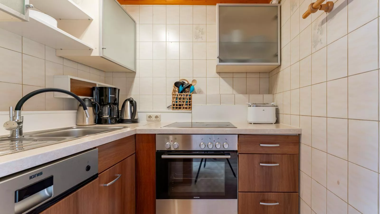 Residenz am Erzbach Top 2A-Keuken