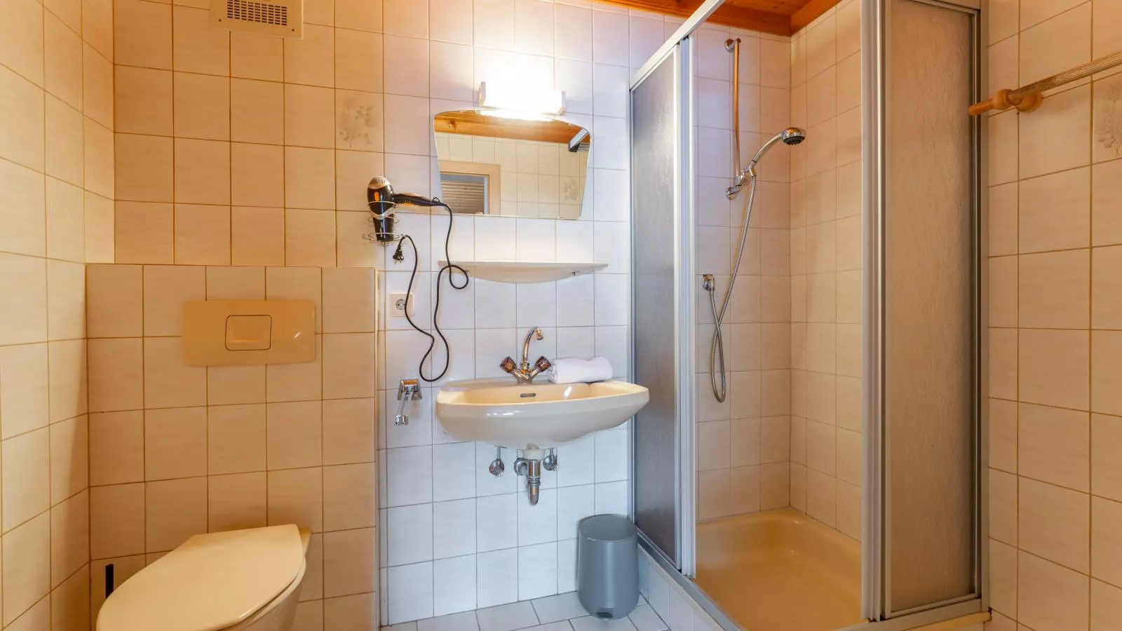 Residenz am Erzbach Top 2A-Badkamer