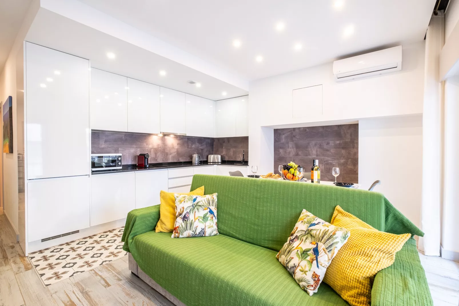 Apartment Carvoeiro By The Sea 1-Woonkamer