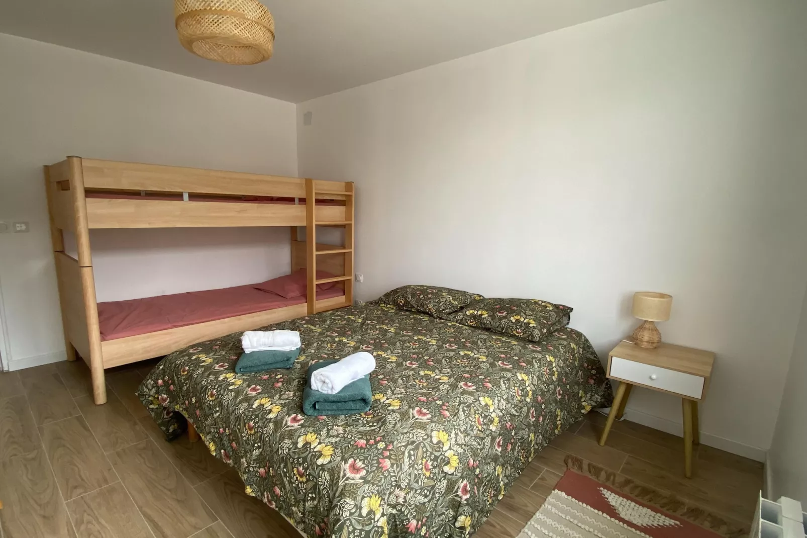 Mooi huis met uitzicht op zee-Slaapkamer