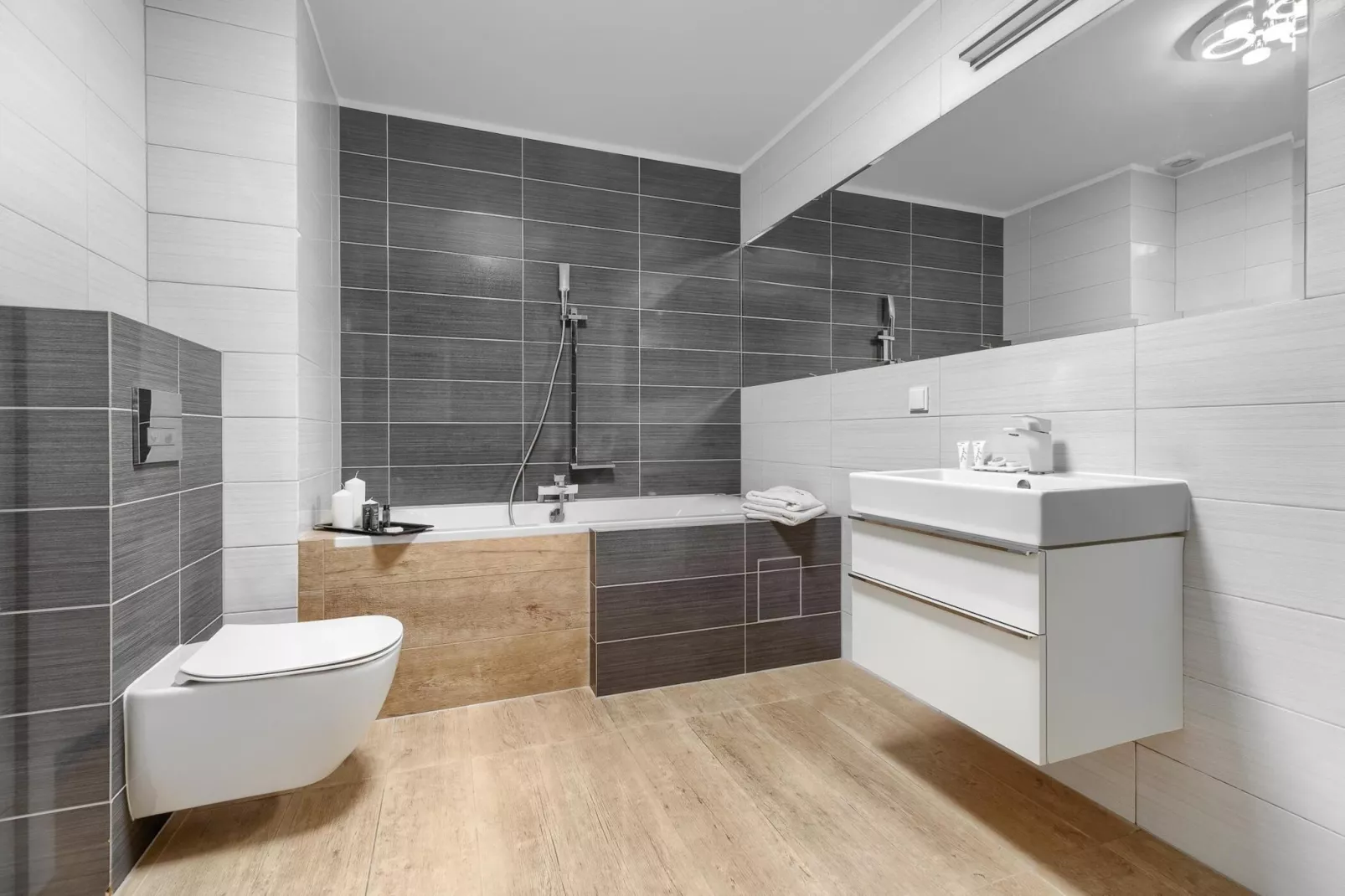 Apartament 4-osobowy Grunwaldzka 12A-2 Pobierowo-Badkamer