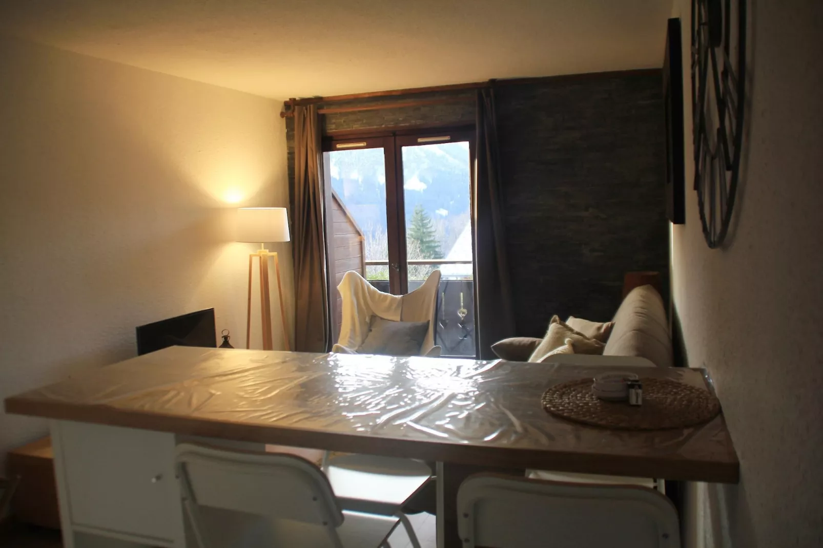 Yéti YT46B5 COSY & MOUNTAIN 4 Pers.-Eetkamer