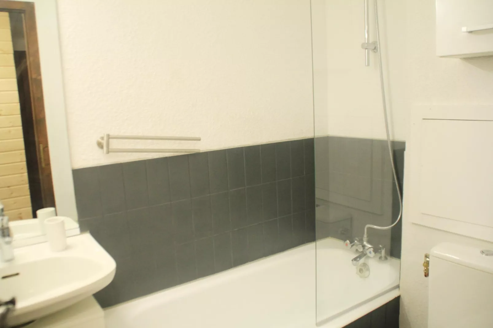 Yéti YT46B5 COSY & MOUNTAIN 4 Pers.-Badkamer