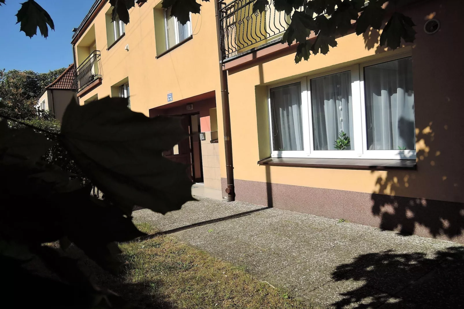 Mieszkanie wakacyjne dla 5 osób w Dziwnowie-Buitenkant zomer