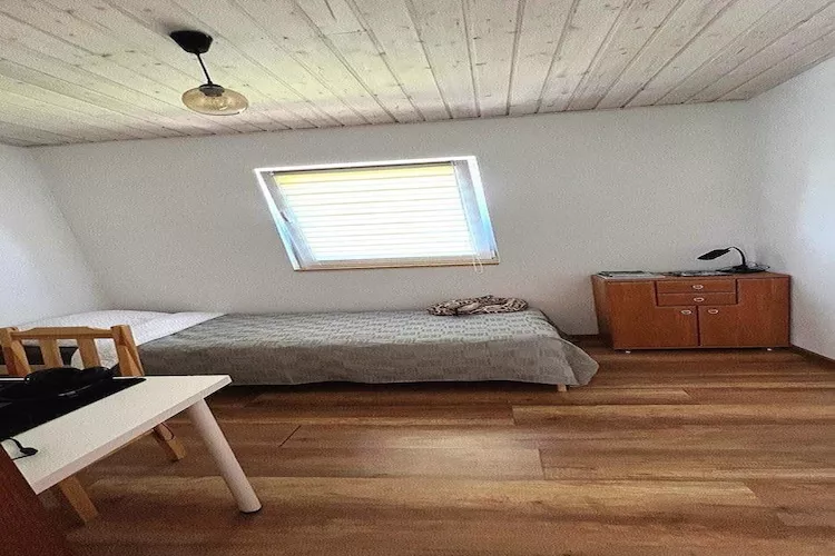 Budlejowy domek dla 4 osób w Kołczewie-Slaapkamer