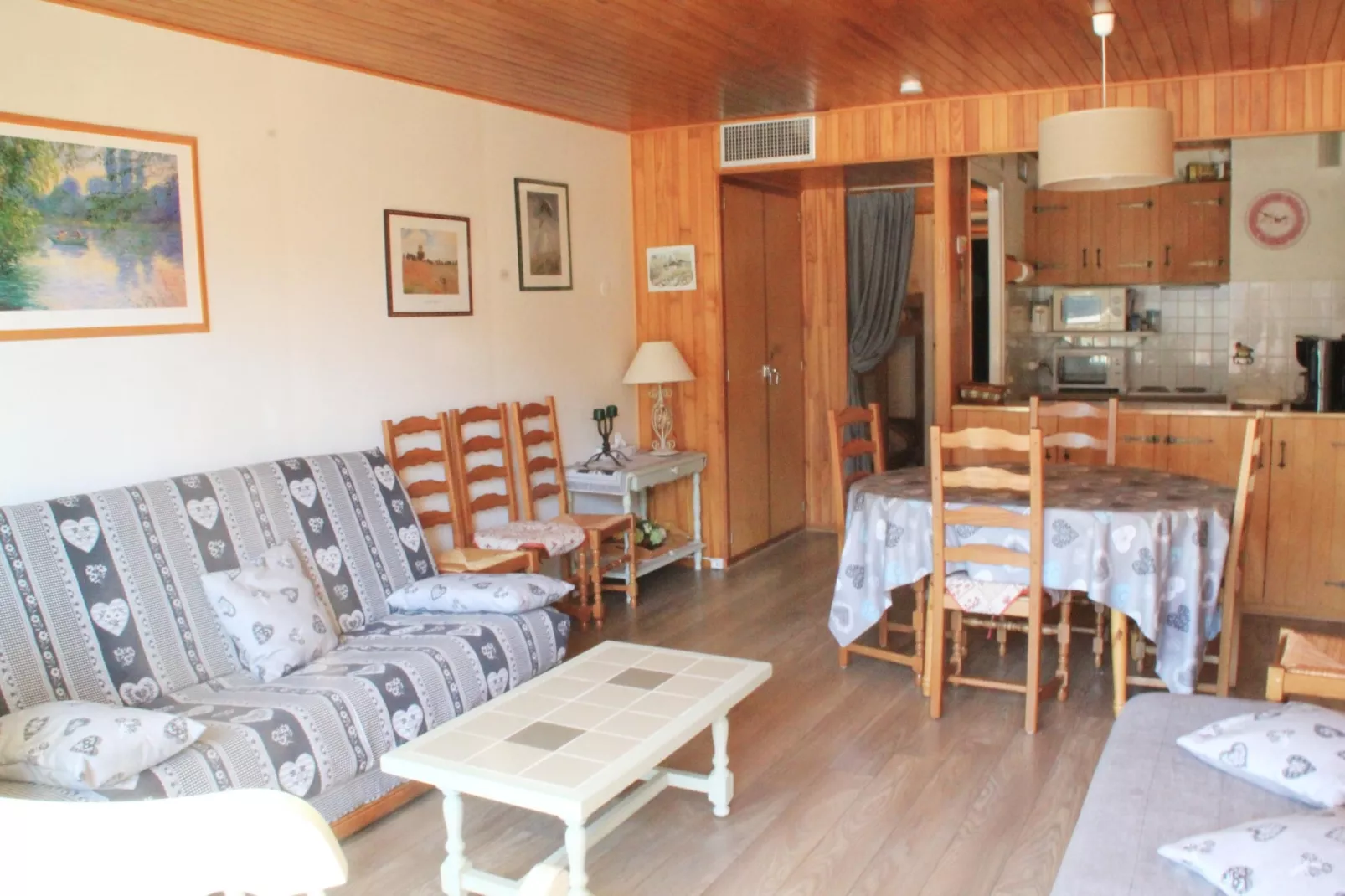 RESIDENCE RSA4 SWIMMING POOL & CENTER 6 pers.-Woonkamer