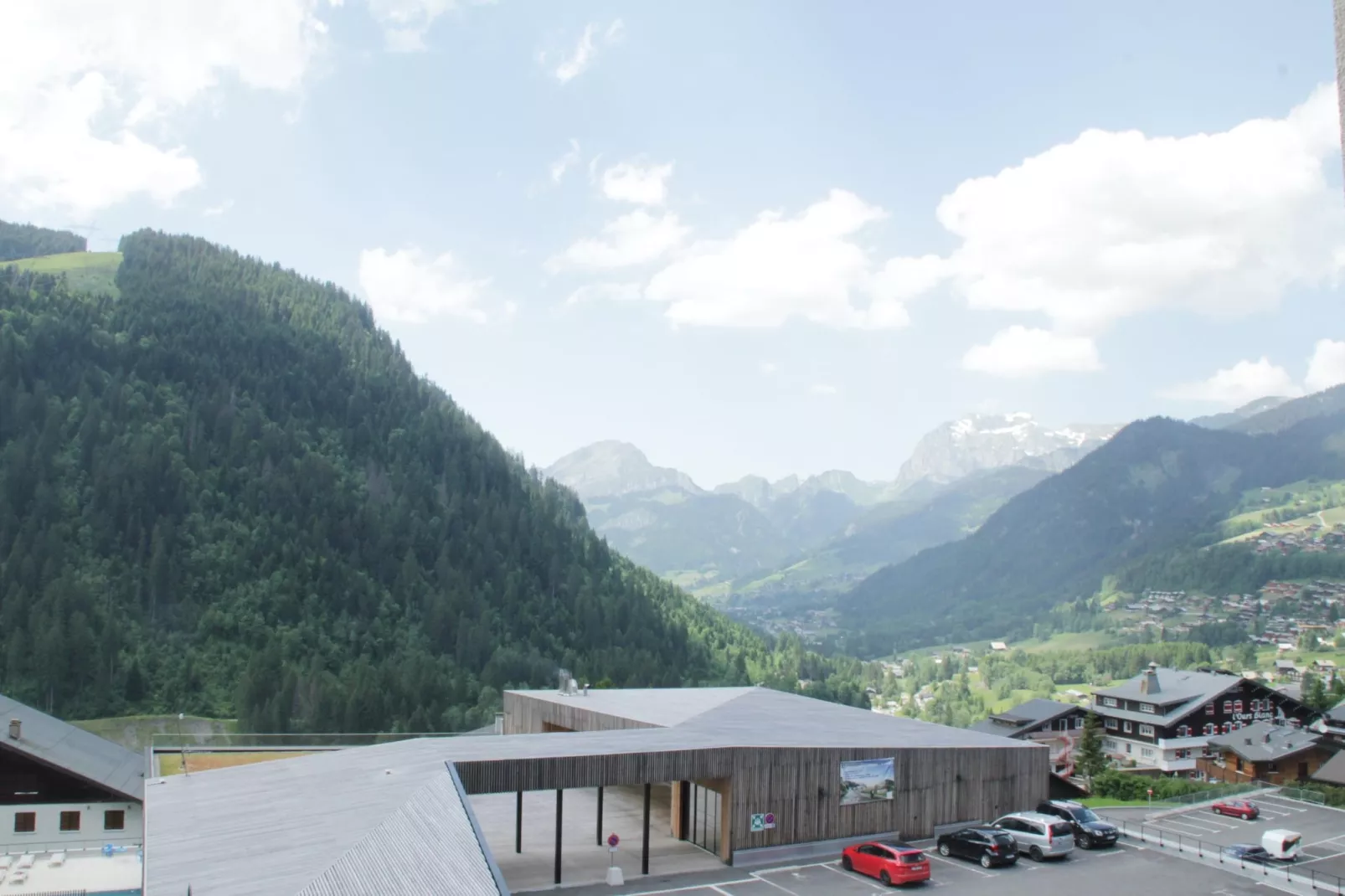 RESIDENCE RSA18 SWIMMING POOL & CENTER 6 pers.-Uitzicht zomer