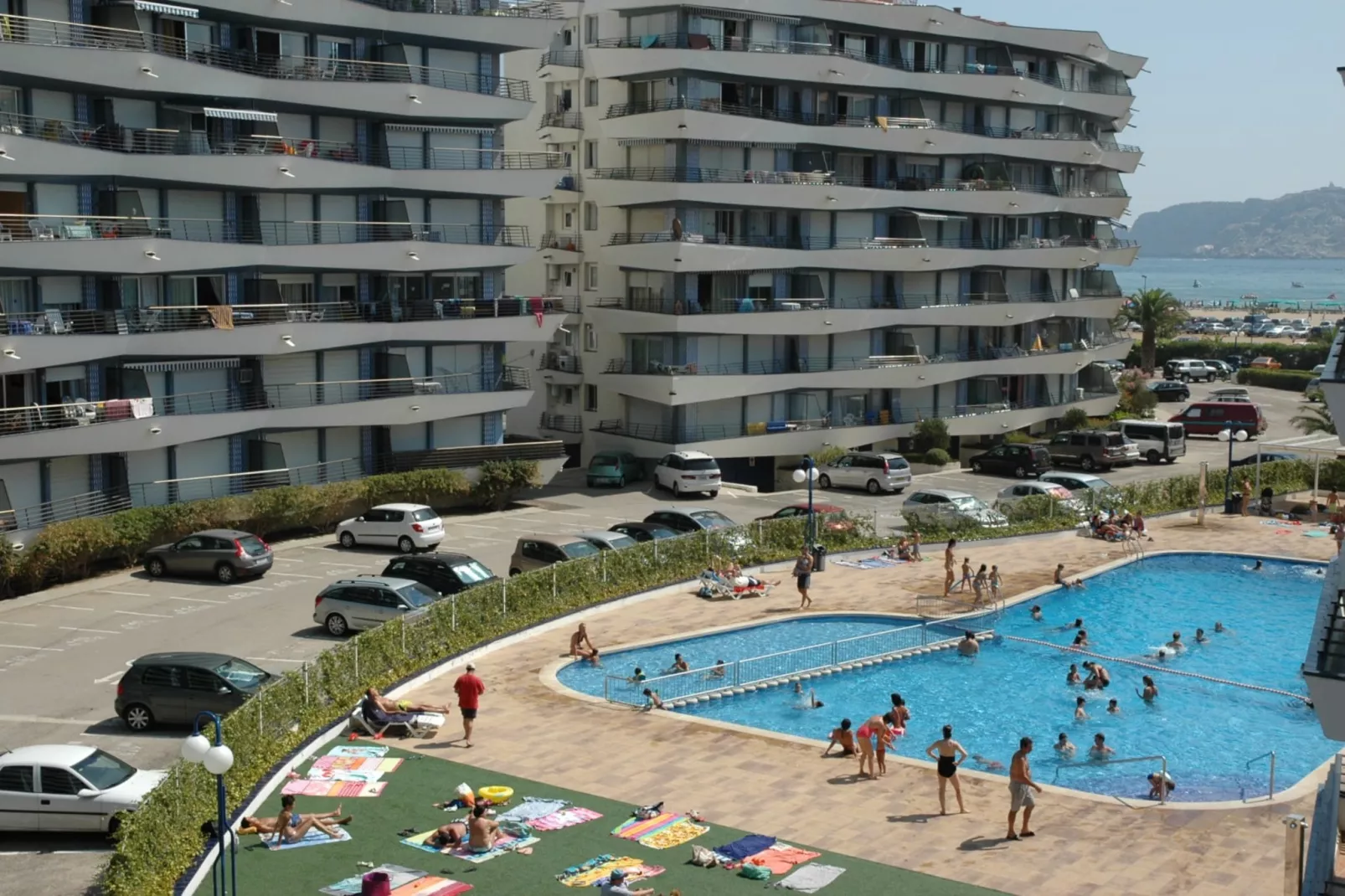 ROCAMAURA I B 6-1-Buitenkant zomer