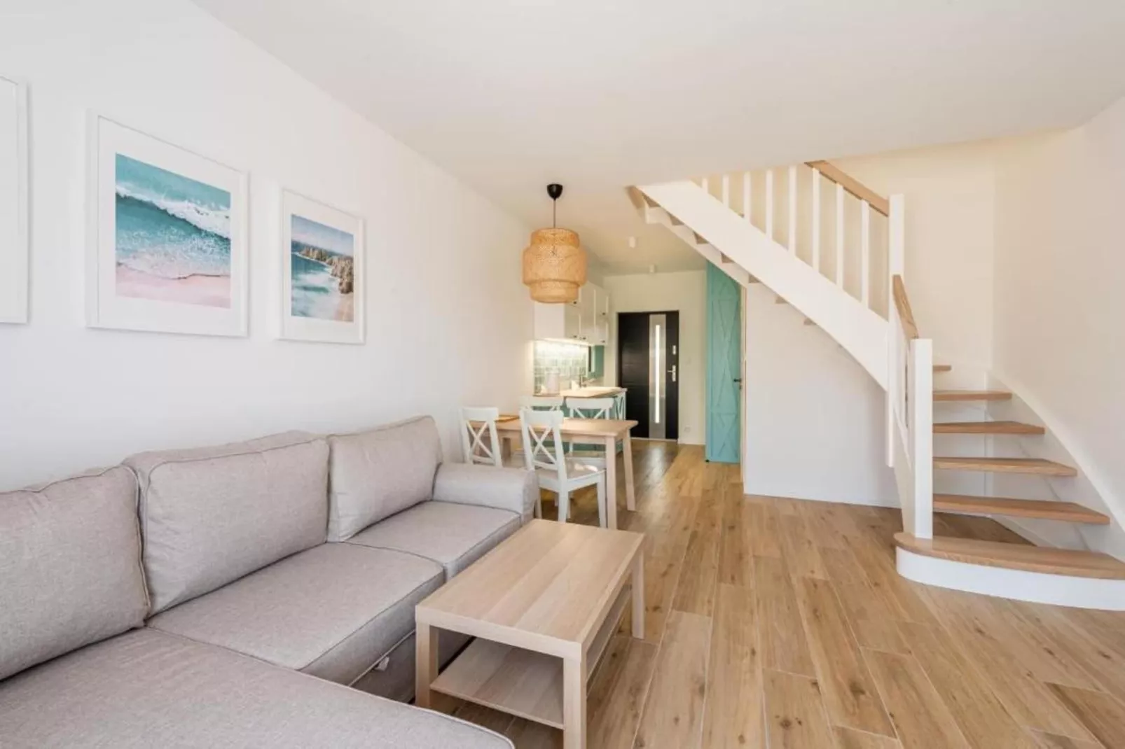 Apartament niedziela-niedziela dla max 6 osób Grzybowo-Woonkamer