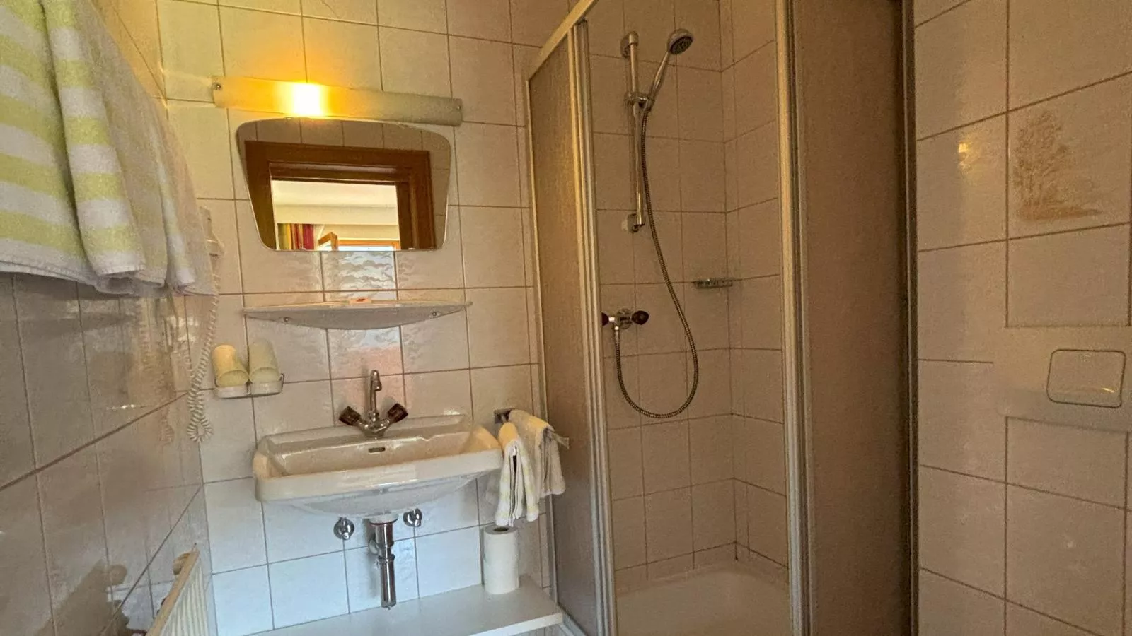 Sonnentanz 1-Badkamer