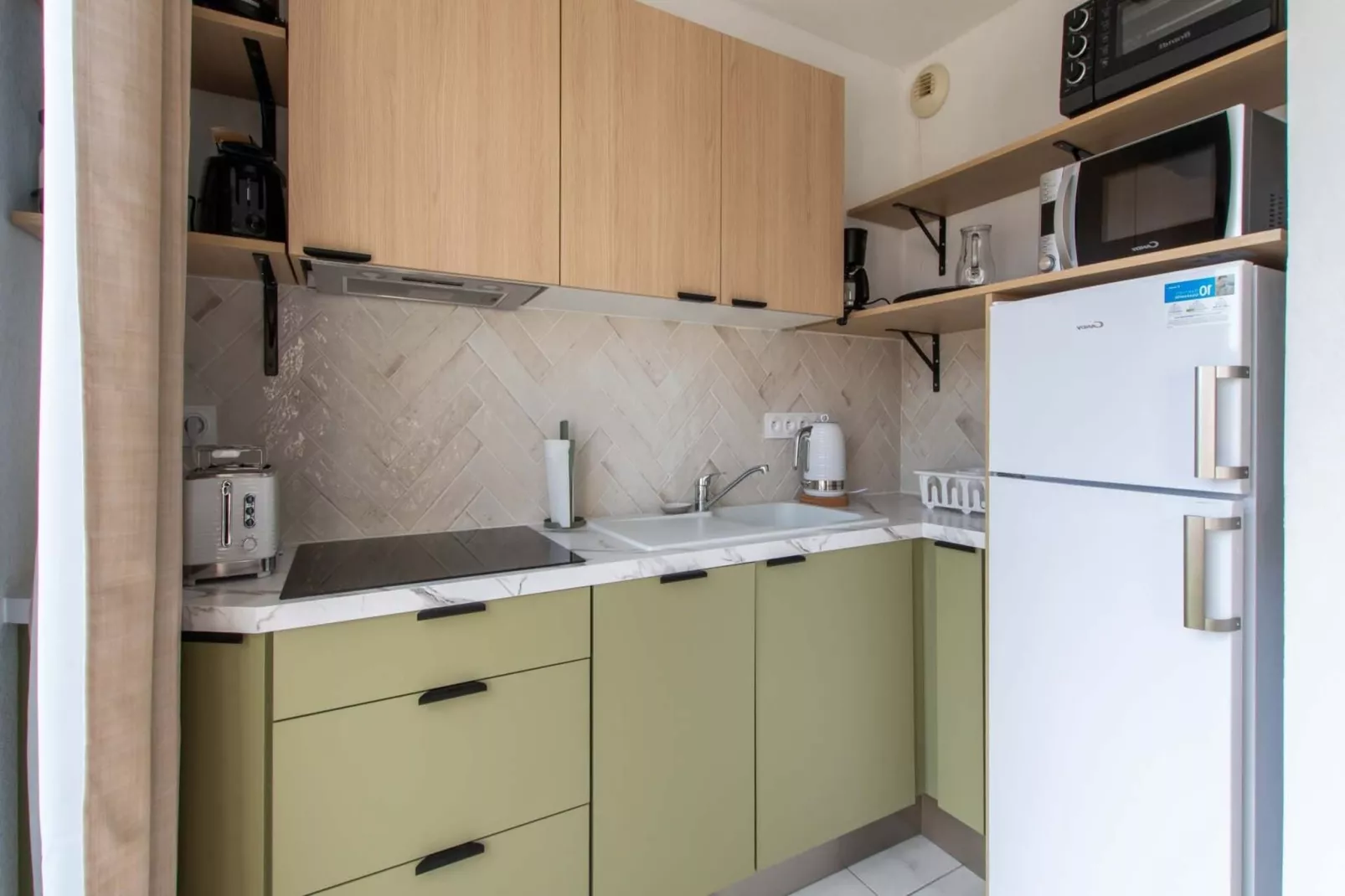 CAP CAMARGUE F N°123 - 3P7-Keuken