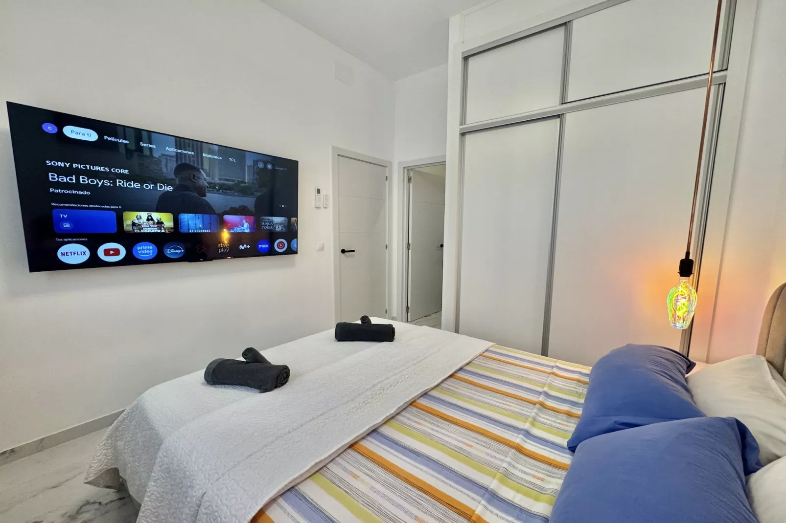 Salmon de SteraM FLATS Torremolinos-Slaapkamer