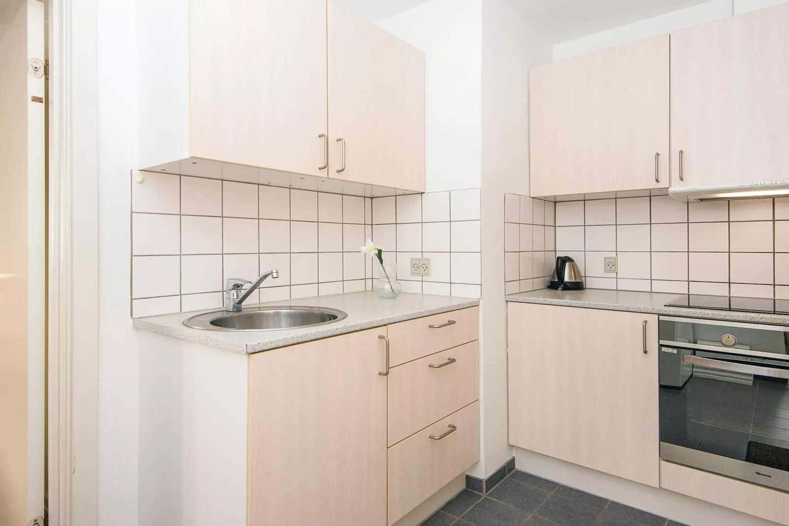 Vakantiehuis, vlakbij het stadsplein-Binnen