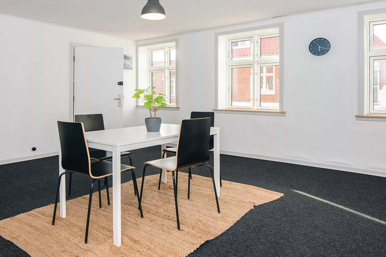 Vakantiehuis, aan de haven-Binnen