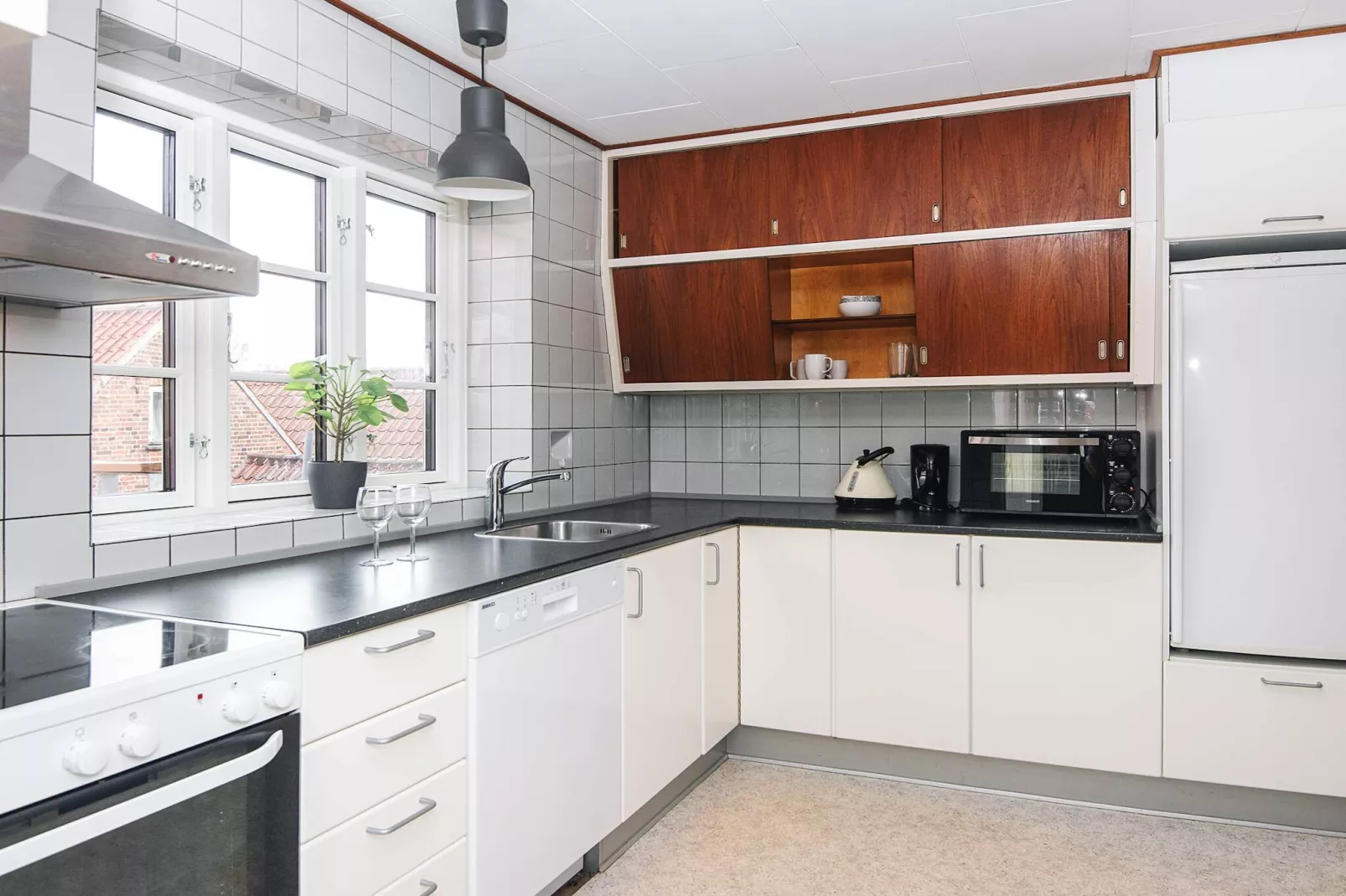 Vakantiehuis, aan de haven-Binnen