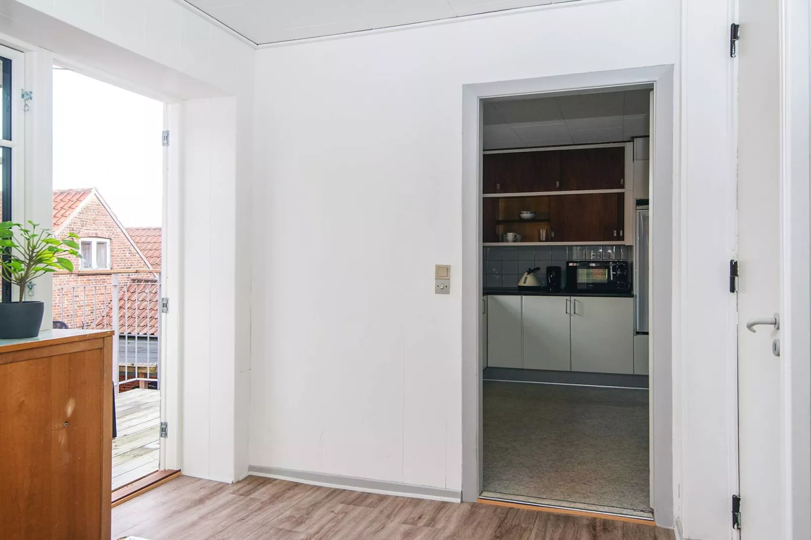 Vakantiehuis, aan de haven-Binnen