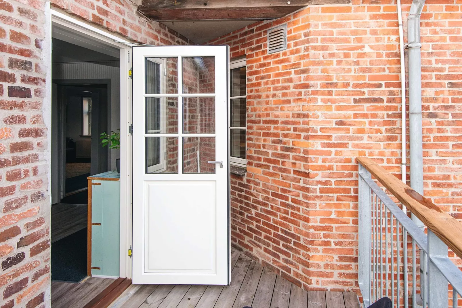 Vakantiehuis, aan de haven-Binnen