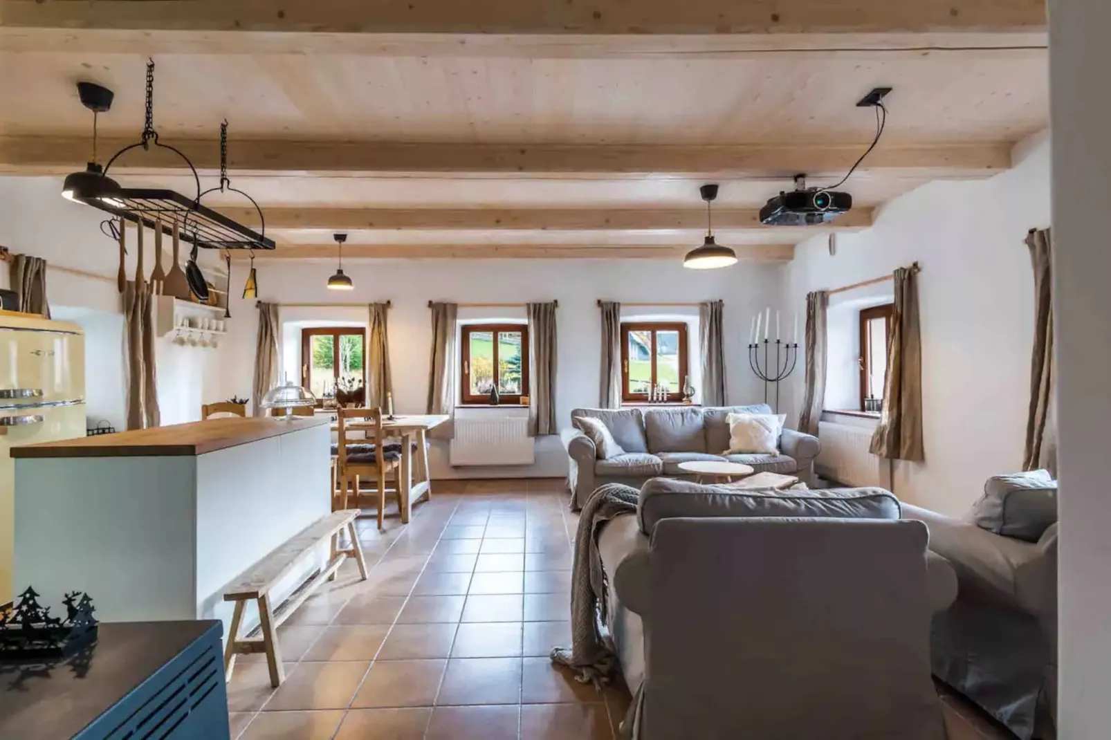 Lucany nad Nisou - LLA560-Woonkamer