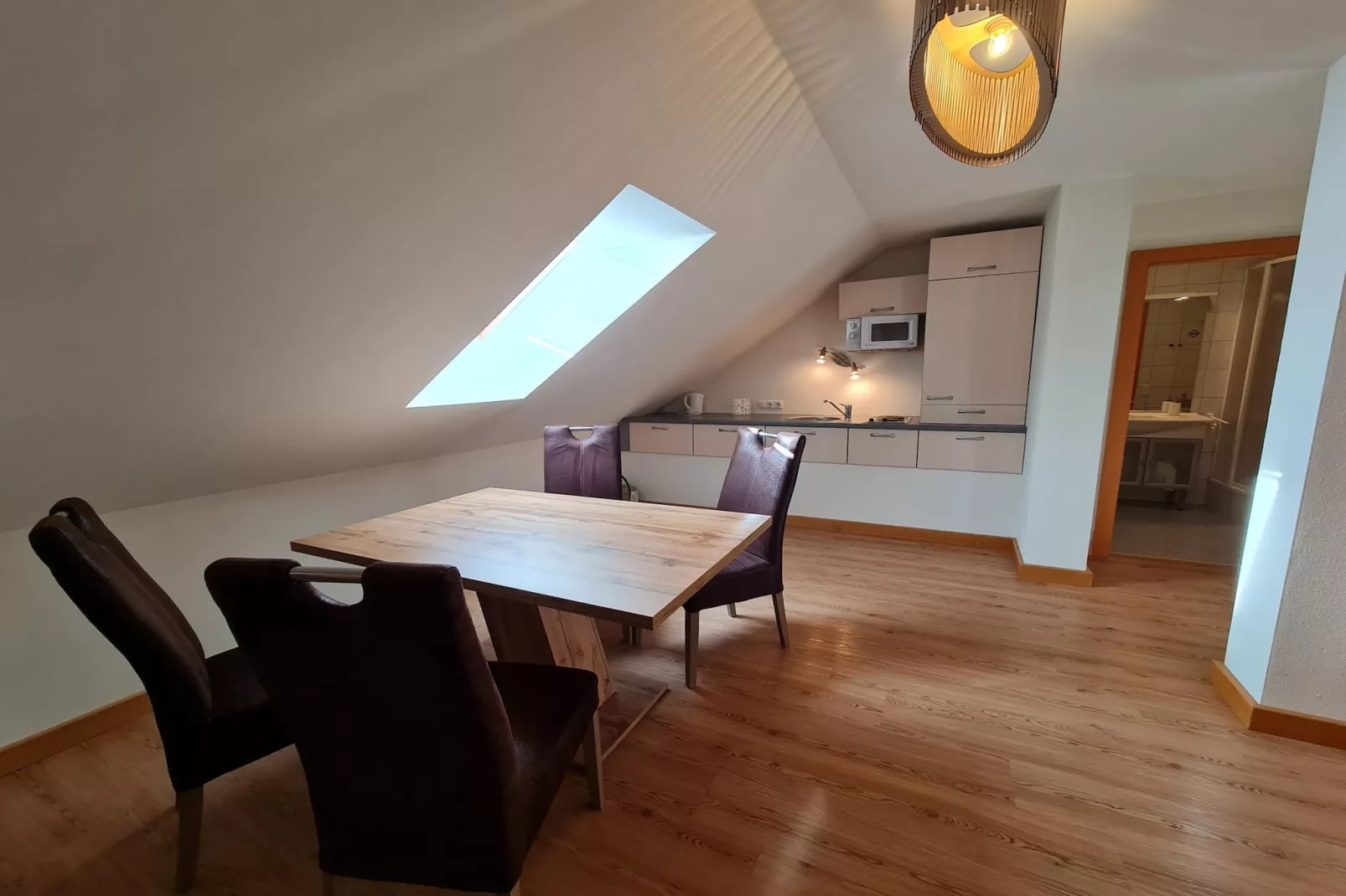 Ski & Sun Top 6-Eetkamer