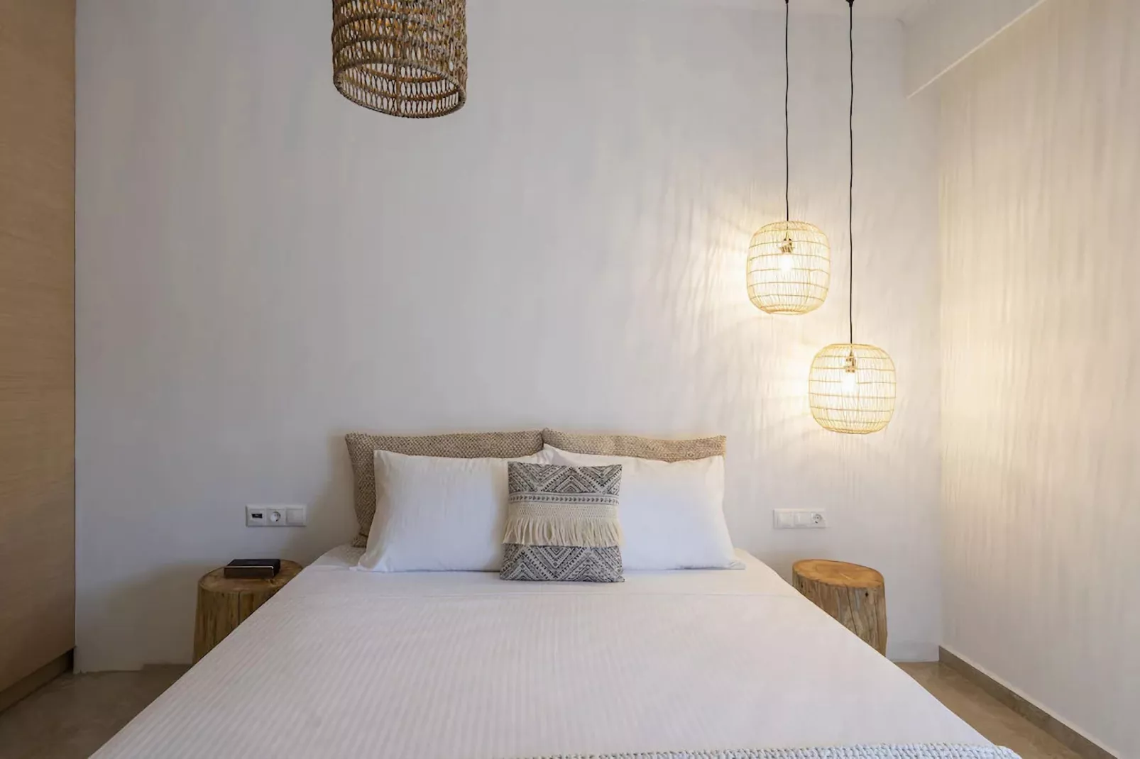 Helen Luxury Holiday House With Sea View-Slaapkamer