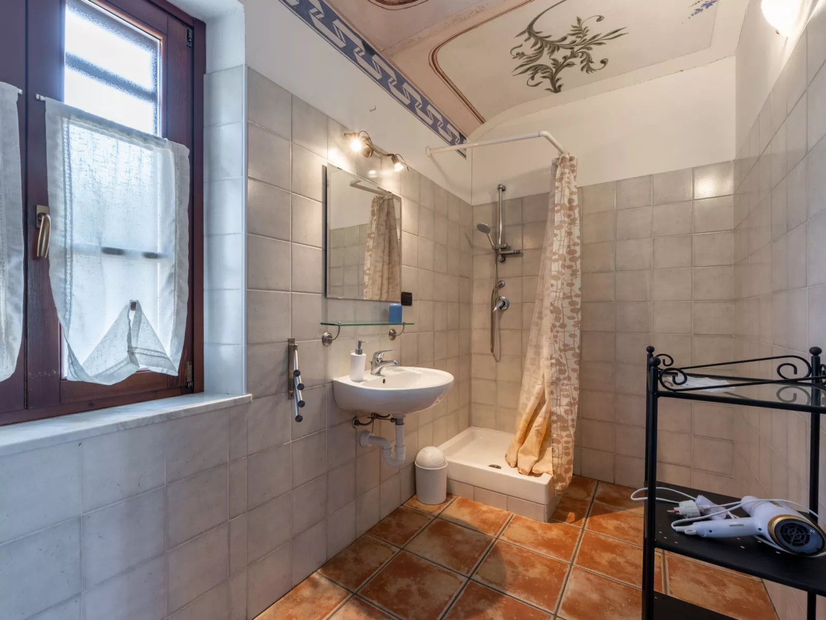 Relais San Desiderio-Binnen