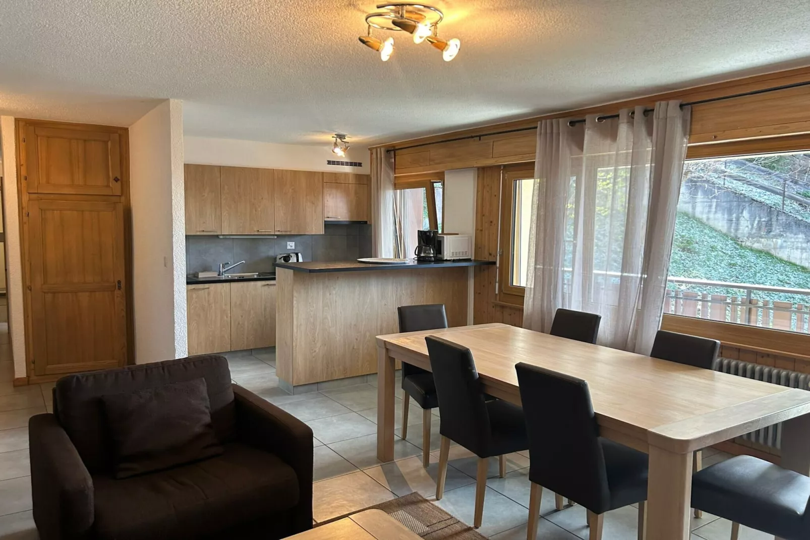 Magrappé M 440 - SKI LIFT apartment 7 pers-Eetkamer