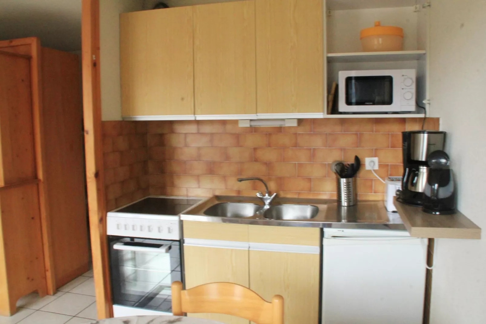 Chambron CB14 CENTER & VIEW 4 Pers.-Keuken