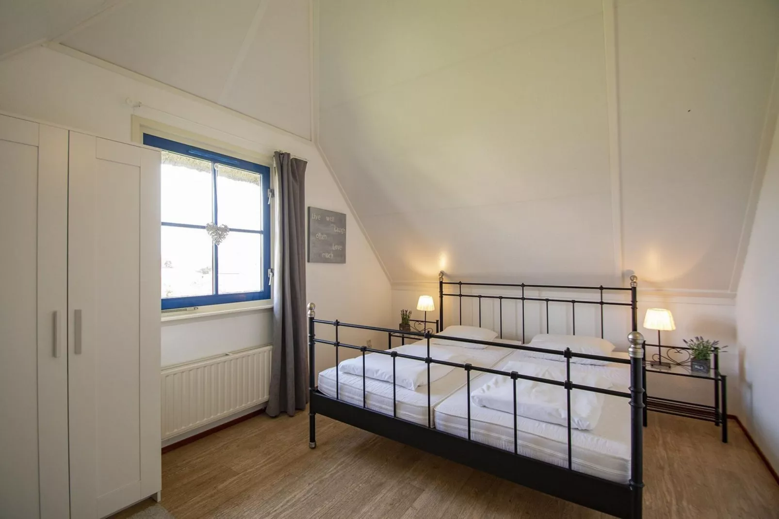 De Buitenplaats 100-Slaapkamer