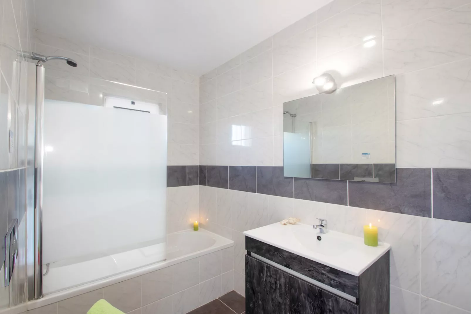 Villa Praia-Badkamer