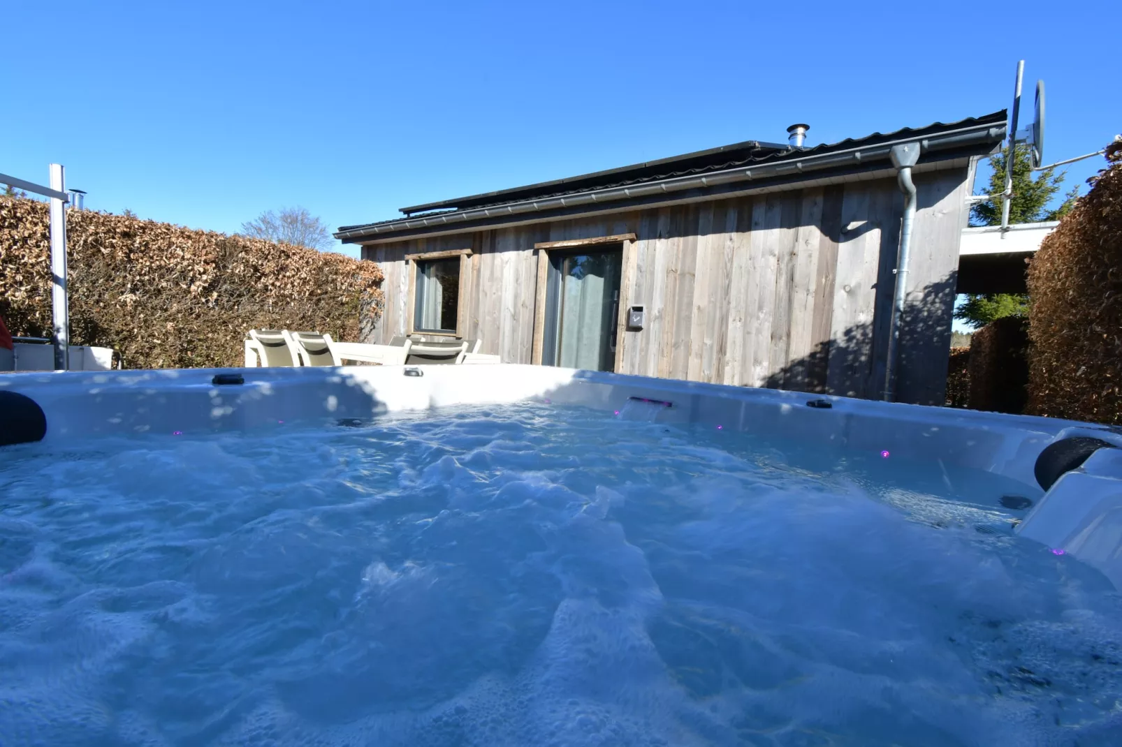 Chalet Vert-Buitenkant zomer