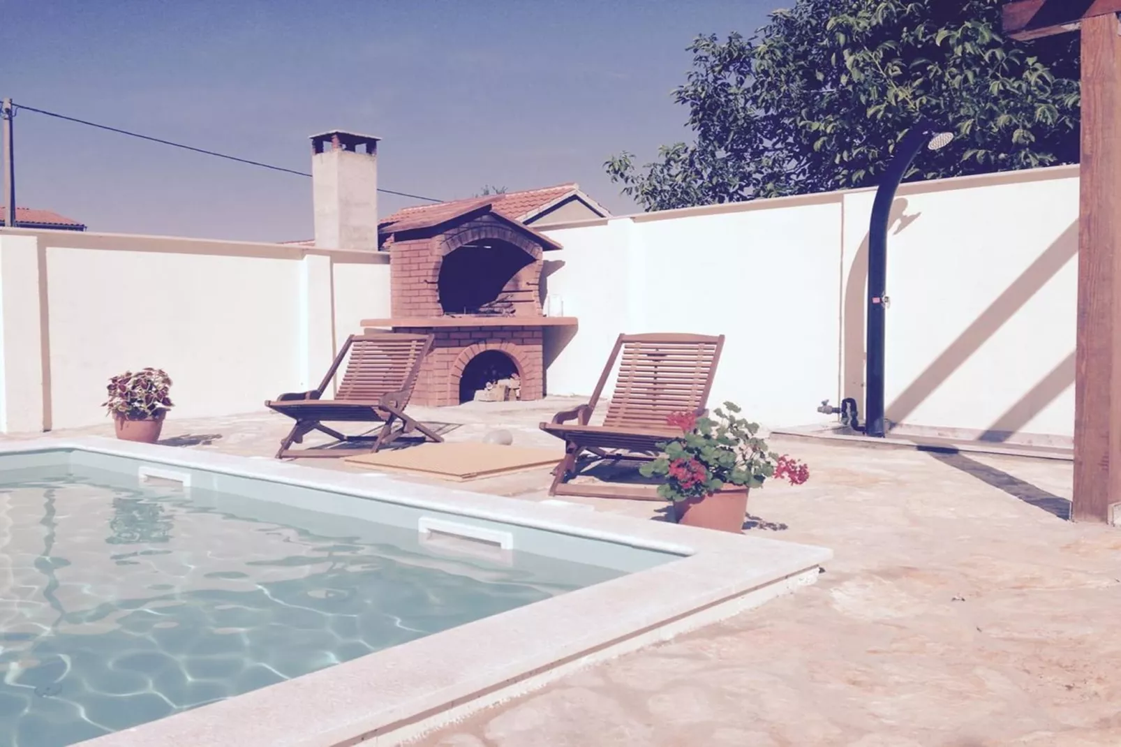 Villa Pištan-Tuinen zomer