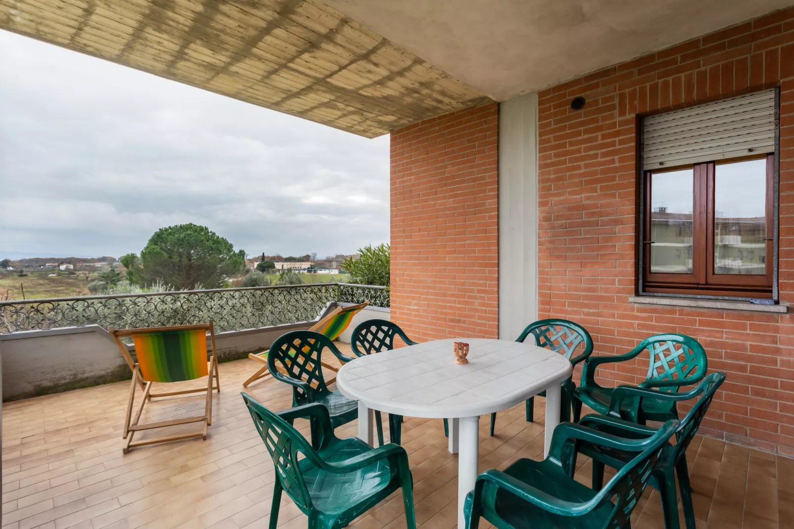 Casa Tommaso - trilo 1 P - 6 pax-Terrasbalkon