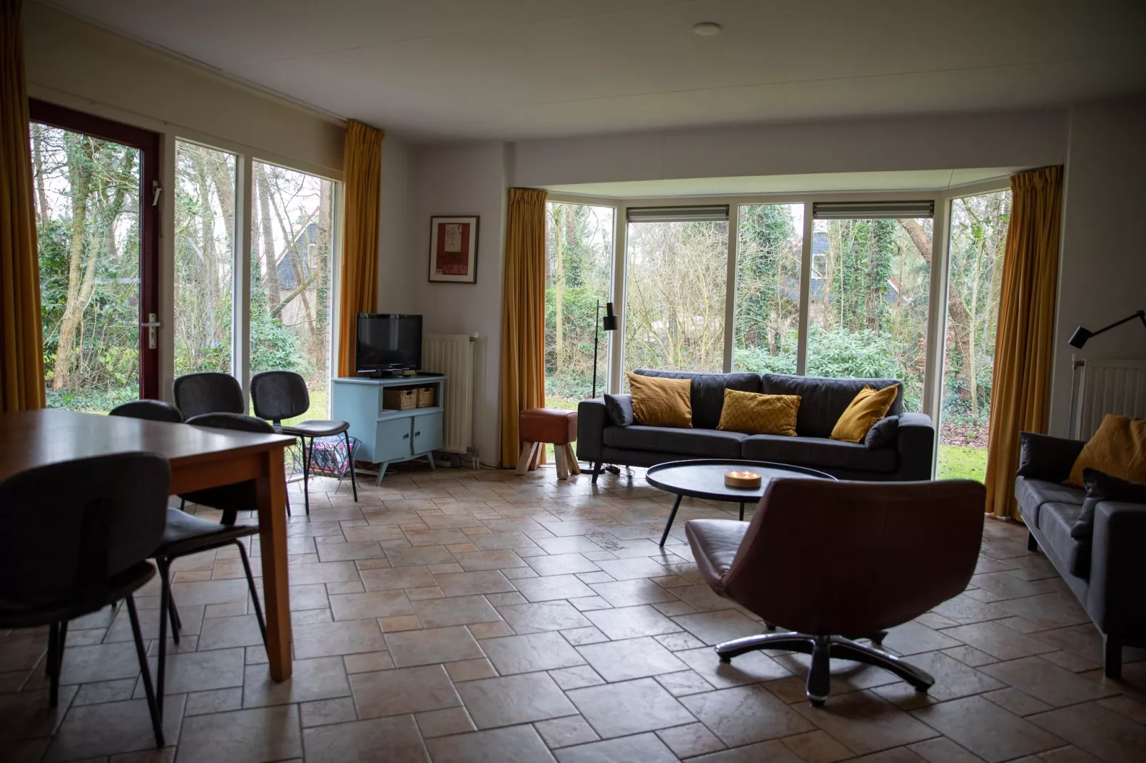 Buitenplaats Berg en Bos nummer 43-Woonkamer