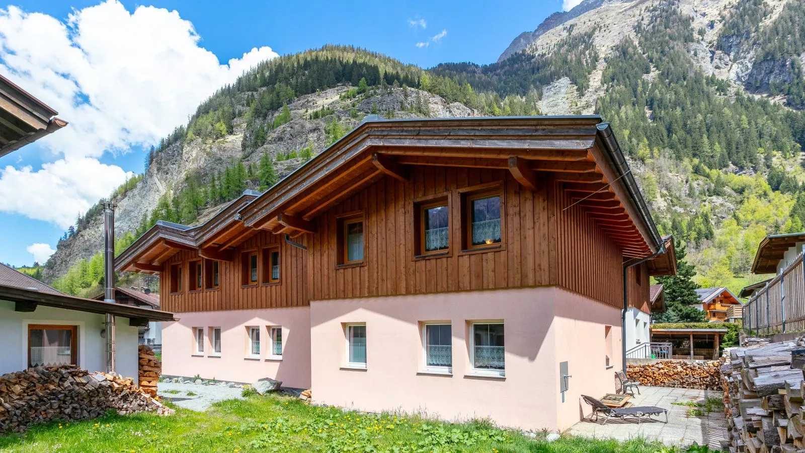 Haus Oliver 3-Buitenkant zomer