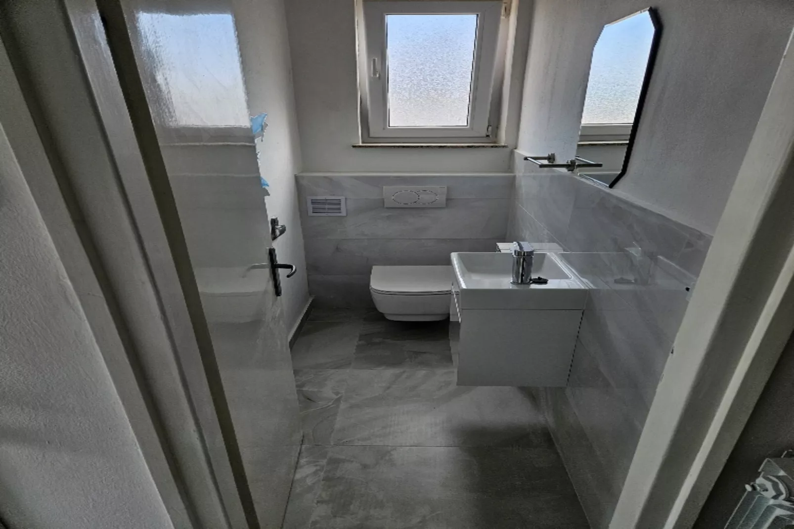 Apartments Amalia - Two Bedroom Apartment with Roofed Terrace (Amalia 2)-Badkamer