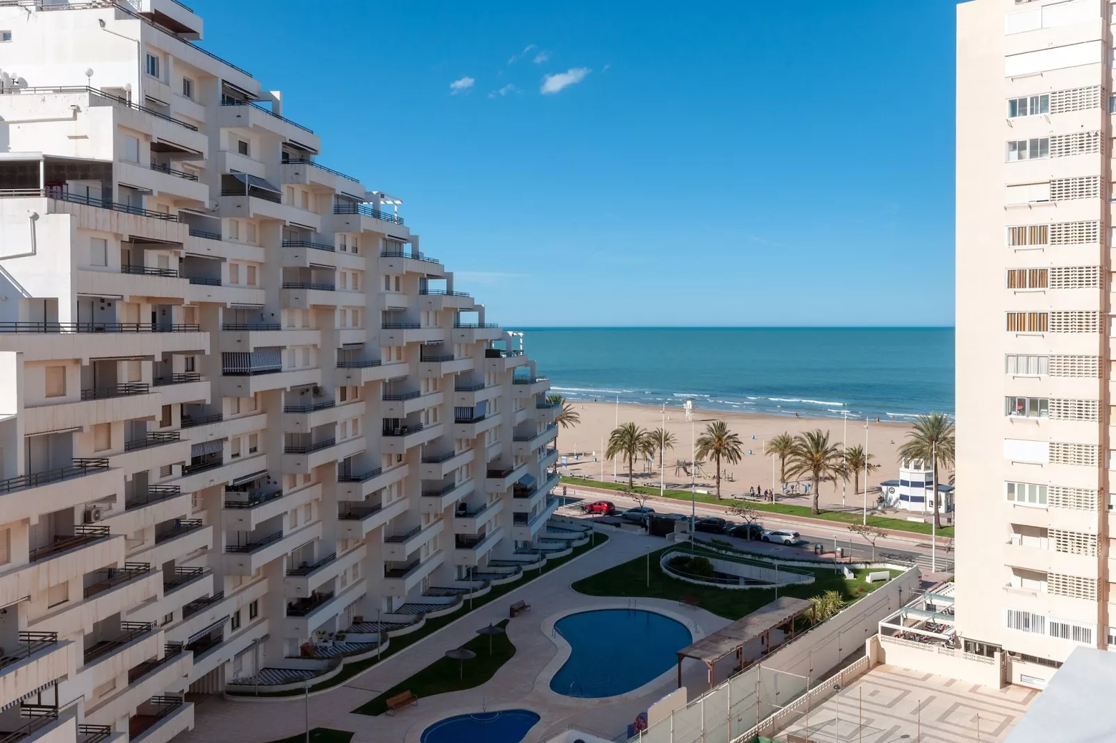 Torres Del Mar-Buitenkant zomer