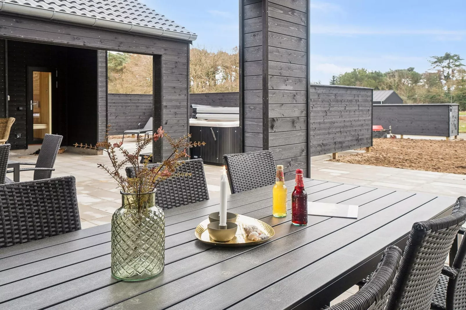 5 sterren vakantie huis in Aakirkeby-Buitenlucht