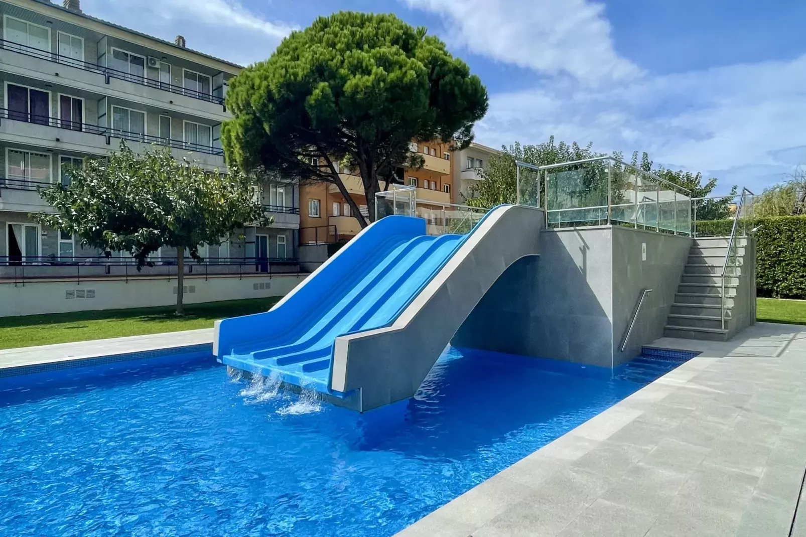 poolofhouse
