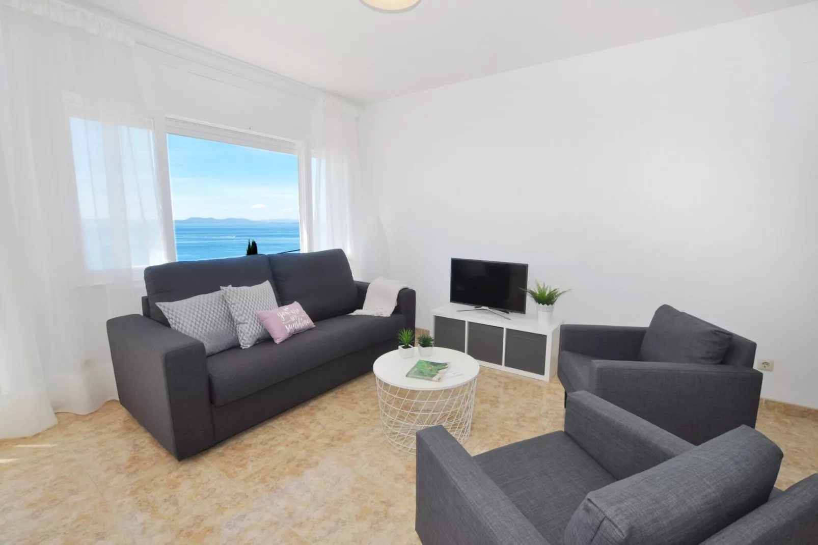 1172 CANYELLES vista Mar