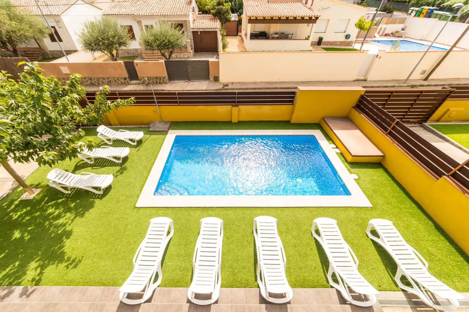 poolofhouse