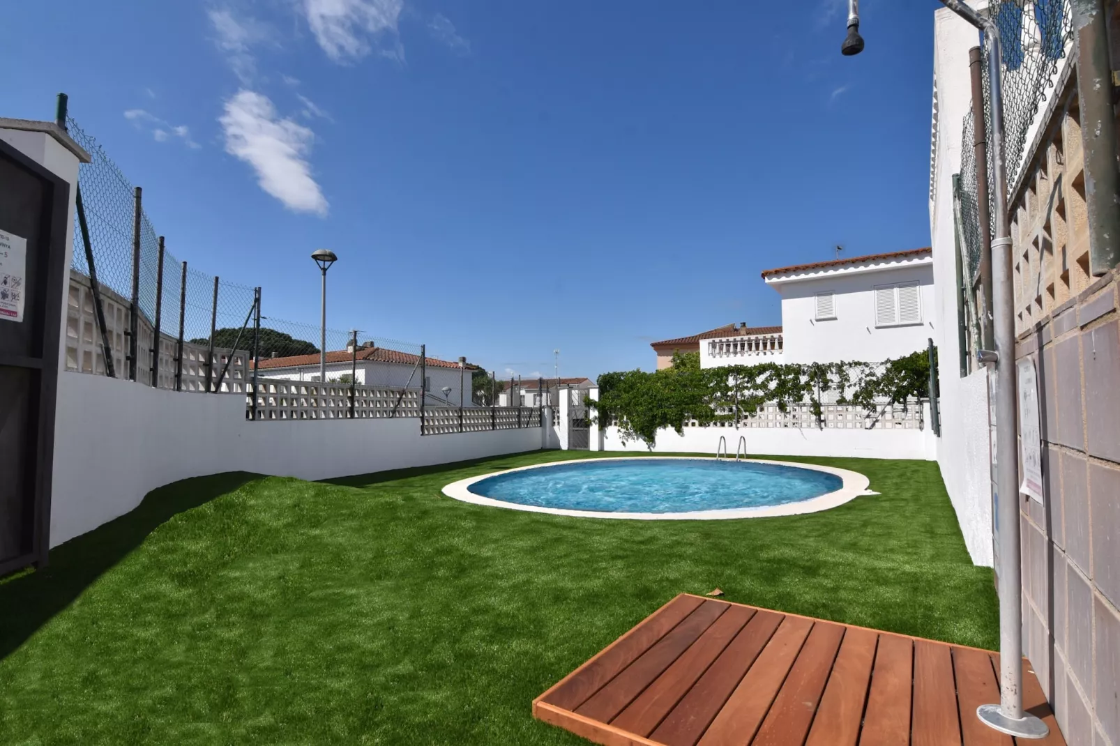 poolofhouse