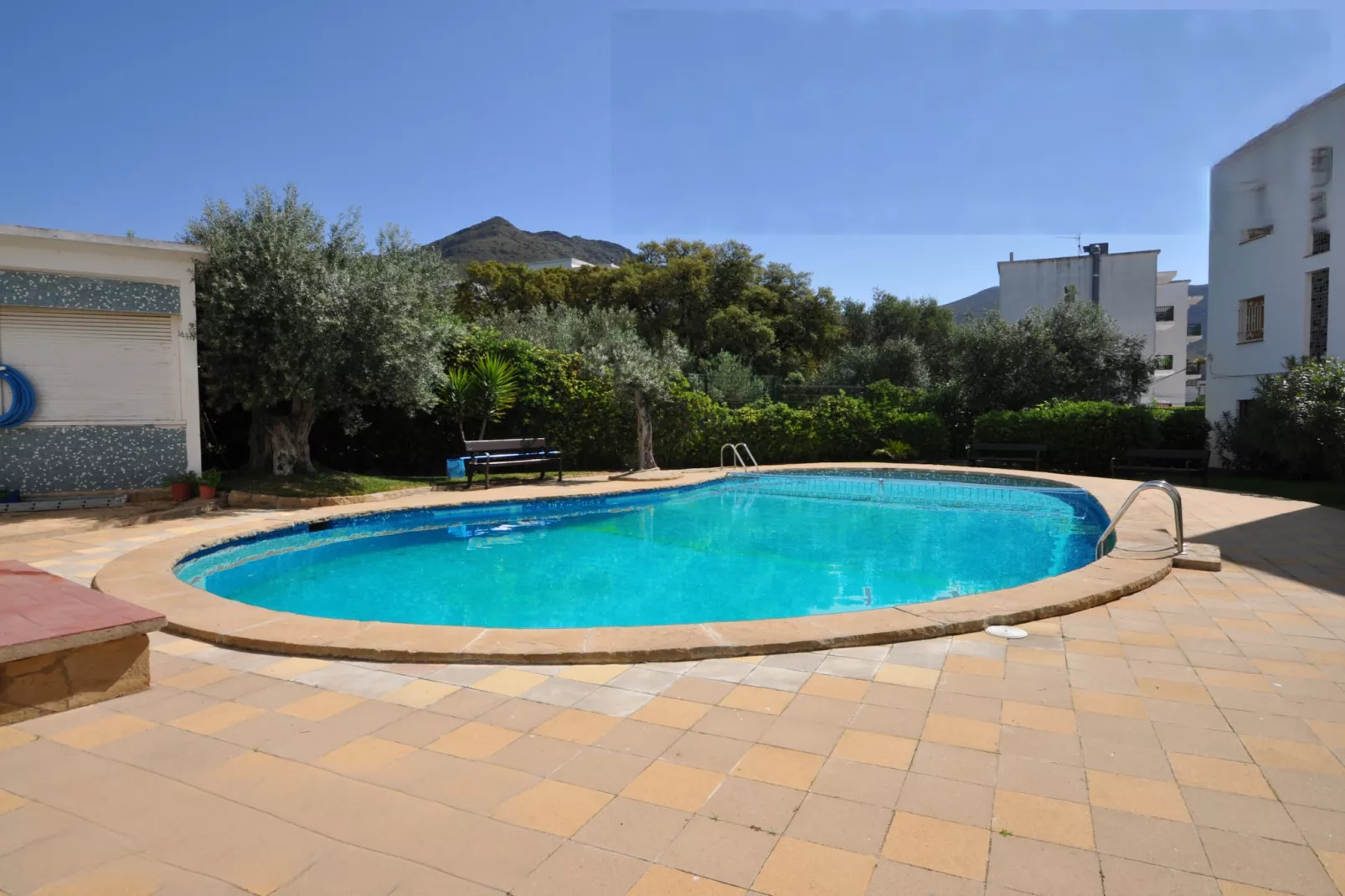 poolofhouse