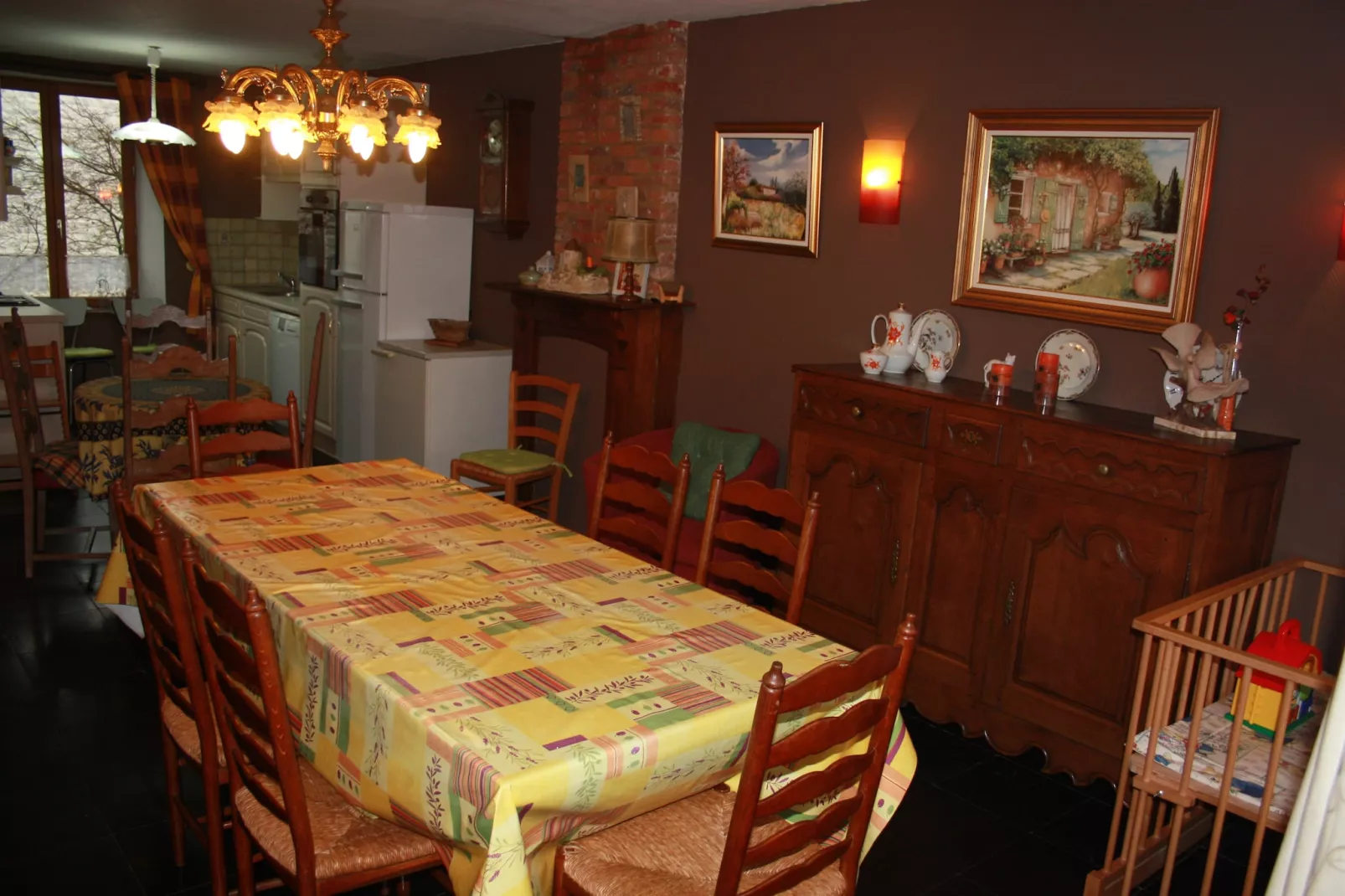 Maison Aremberg-Eetkamer