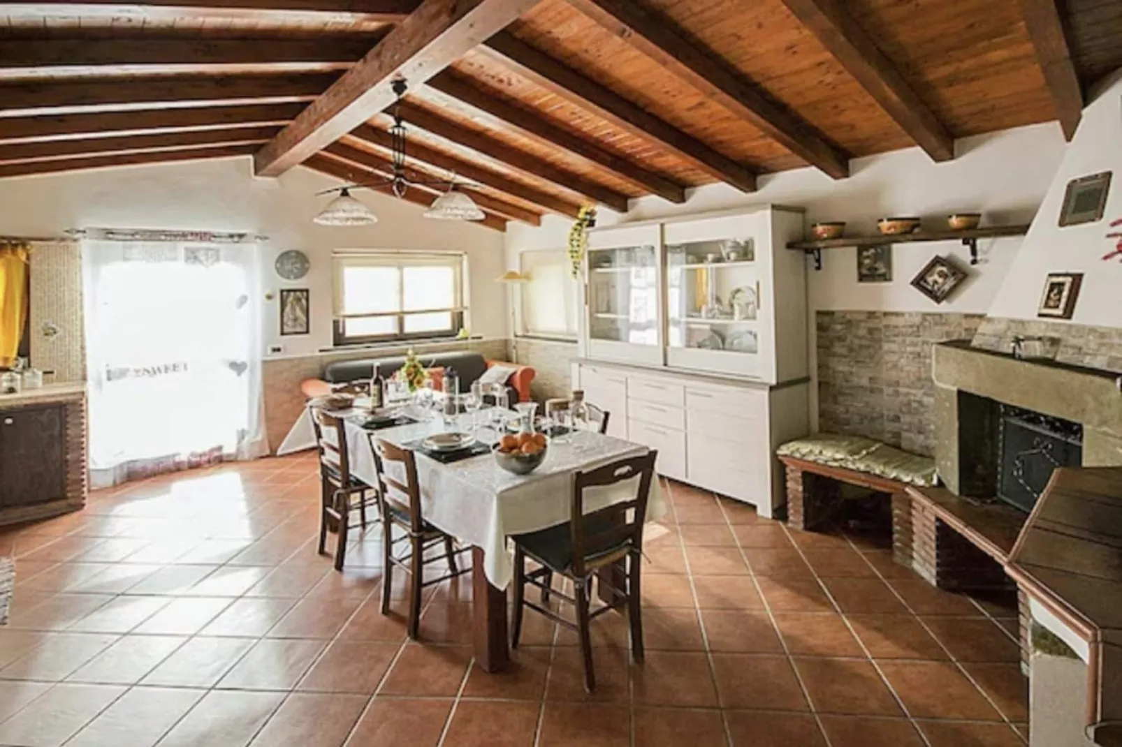 Holiday home, Francavilla di Sicilia-Casa Virginia-Eetkamer