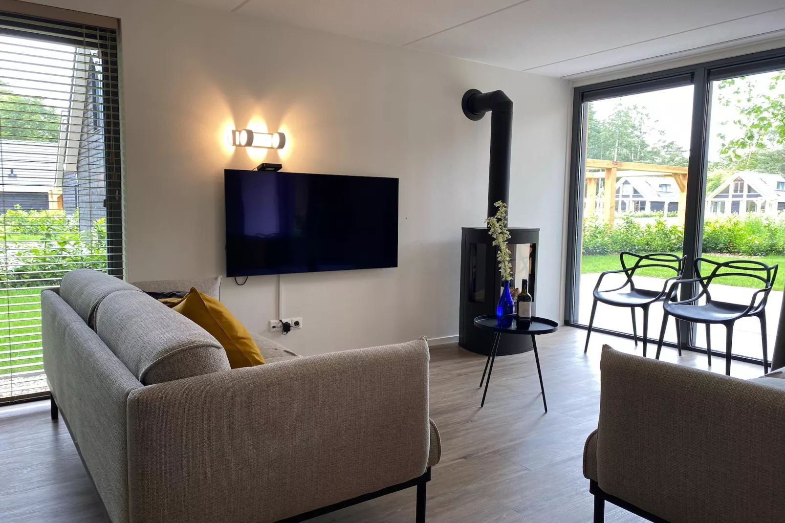 Energievriendelijk 't Brummelhuus H556-Woonkamer