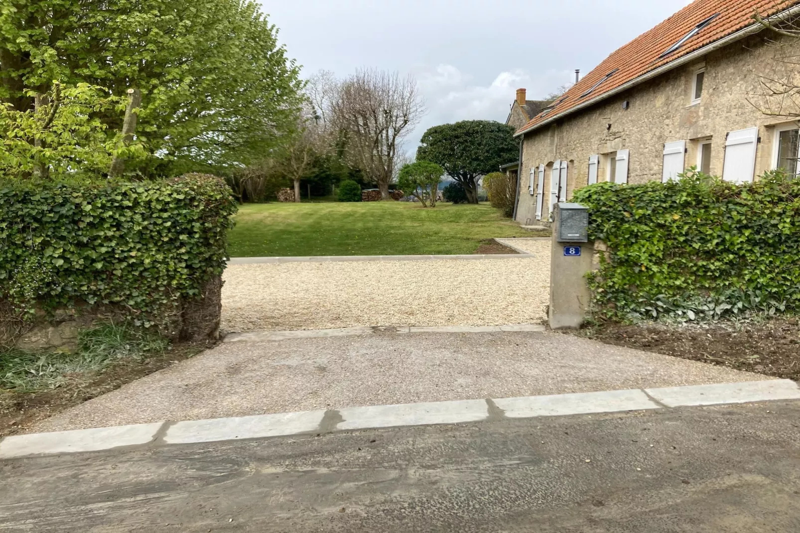 MAISON VIROLE-Hal-ontvangst