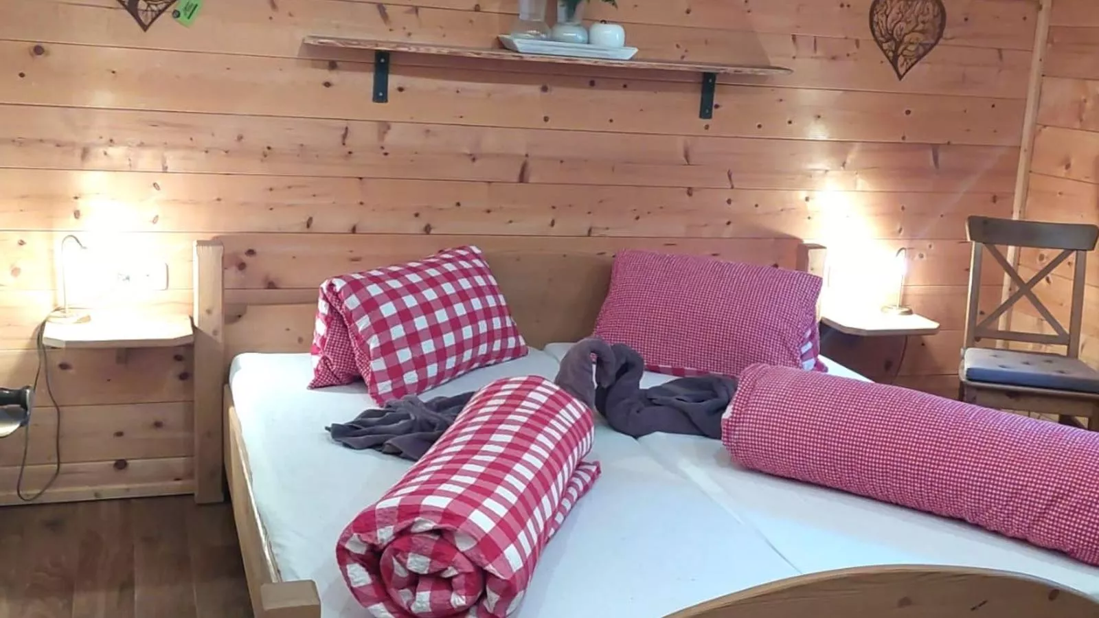Lisa und Emely-Slaapkamer